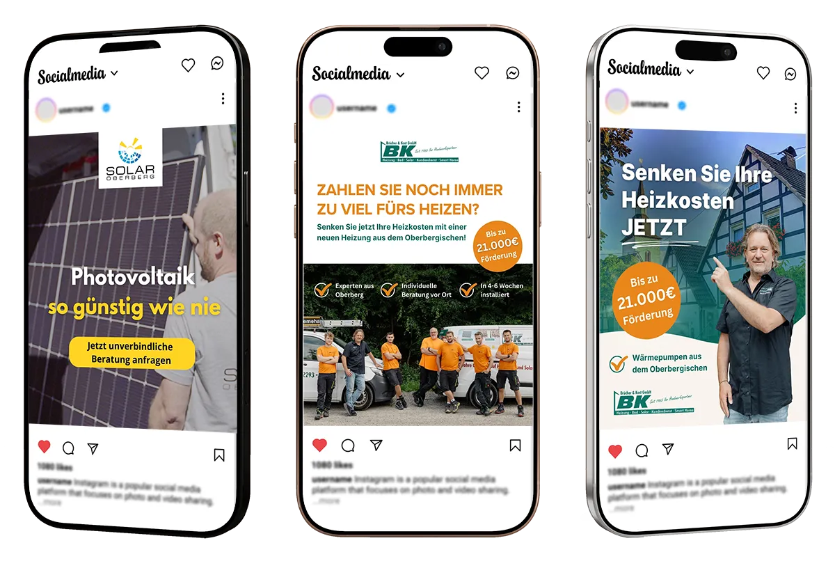 Drei Smartphones zeigen deutsche Social-Media-Anzeigen, die für Solarmodule und Heizkosteneinsparungen werben. Sie zeigen Personengruppen und Informationen über Subventionen von bis zu 21.000 Euro.