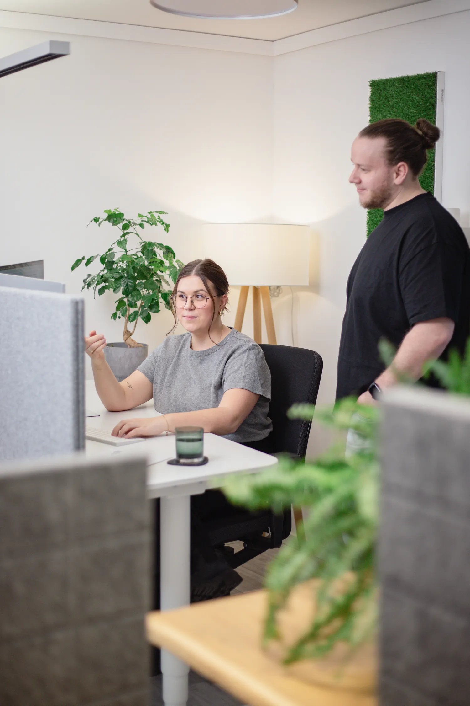 Team im Büro bei Vorländer & friends