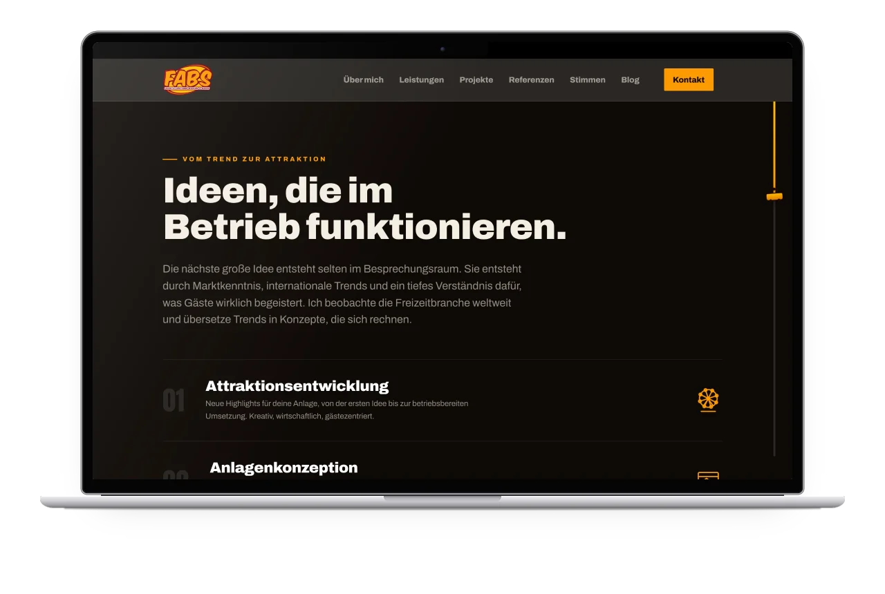 Der Abschnitt Leistungen der Website von FABS Consulting auf einem MacBook