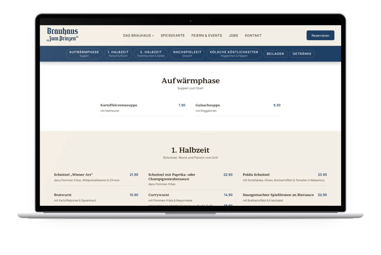 Die Speisekarte vom Brauhaus Zum Prinzen auf einem MacBook, gegliedert in Aufwärmphase und 1. Halbzeit