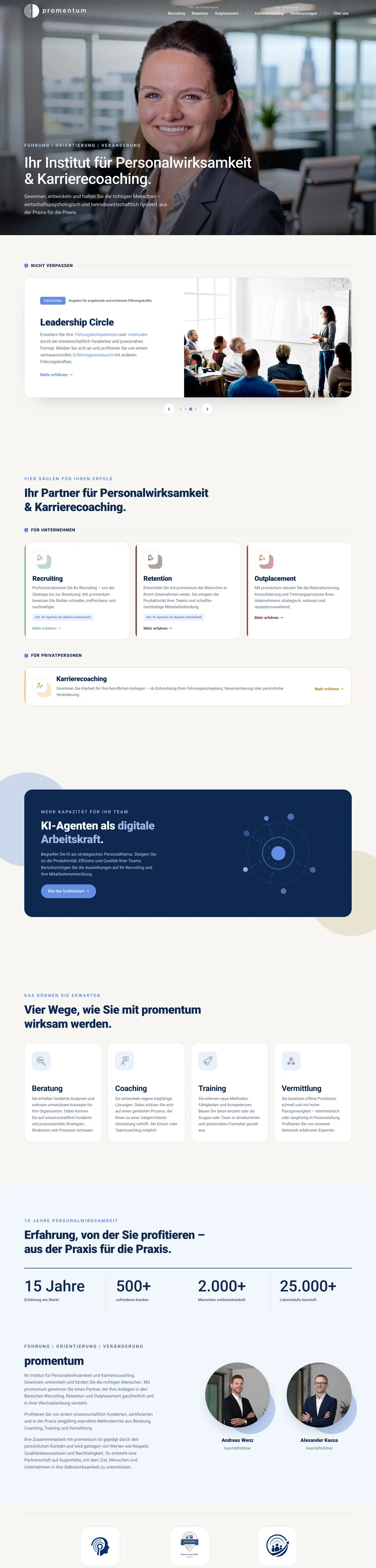 Screenshot der Promentum-Website mit detaillierten Informationen zu professionellen Coaching-Dienstleistungen, darunter Personalbeschaffung, Outplacement und KI-Integration, abschließend mit Biografien der Führungskräfte.